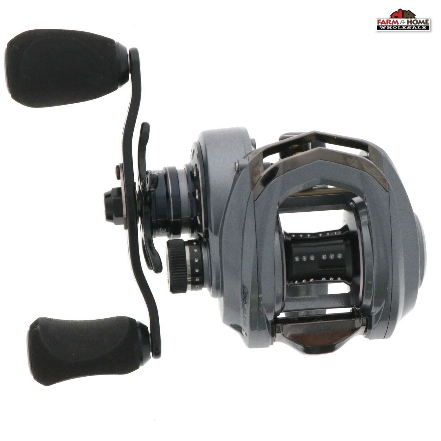 Abu Garcia Baitcast Fishing Reel Left Hand 8.0:1 ~ New